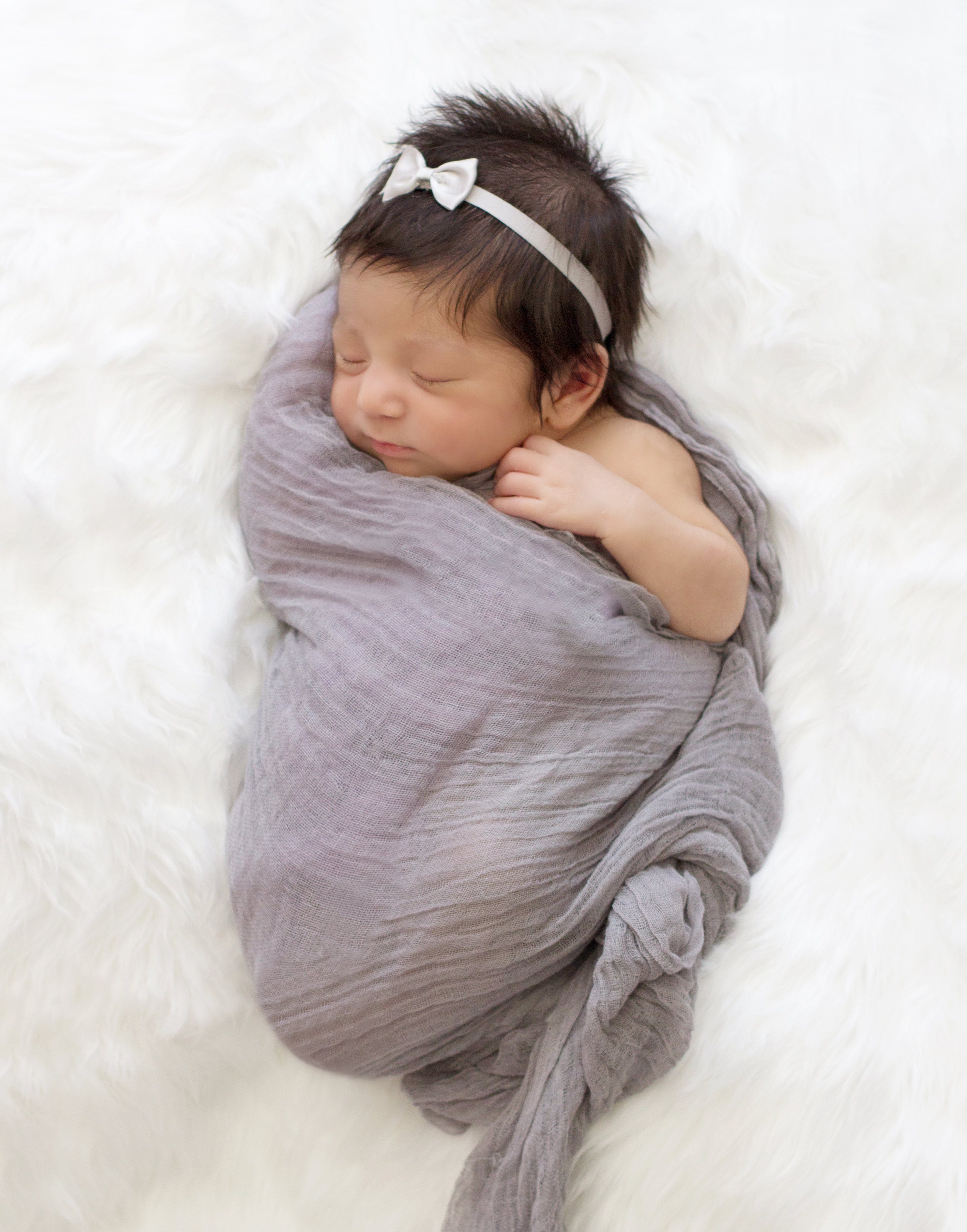 Com ajudar a adormir un nadó amb còlics